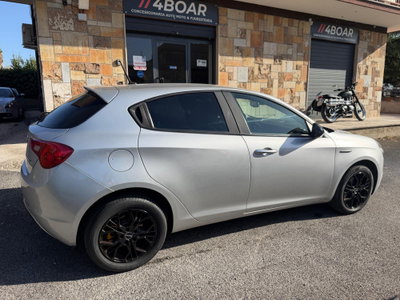 Alfa Romeo Giulietta 1.6 JTDm Ti 120cv (4)