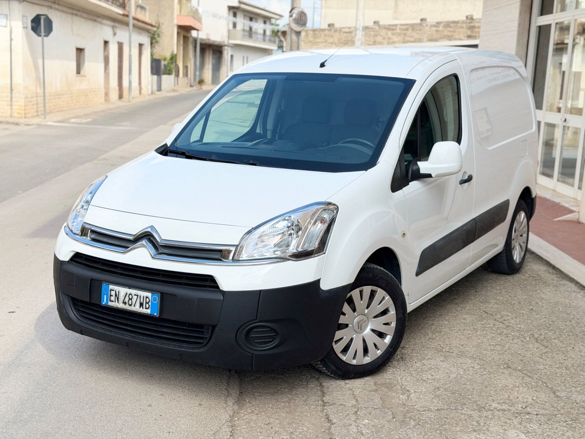 Citroen Berlingo Furgone 1.6 HDi 90 Van 3 posti Club L1 (19)