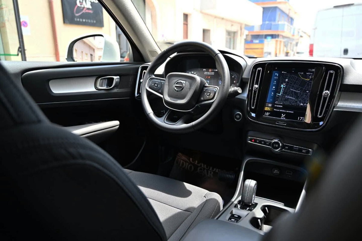 Volvo XC40 D3 Geartronic Business (7)