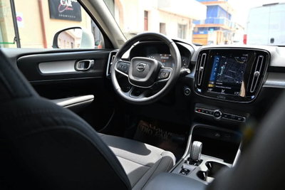 Volvo XC40 D3 Geartronic Business (7)