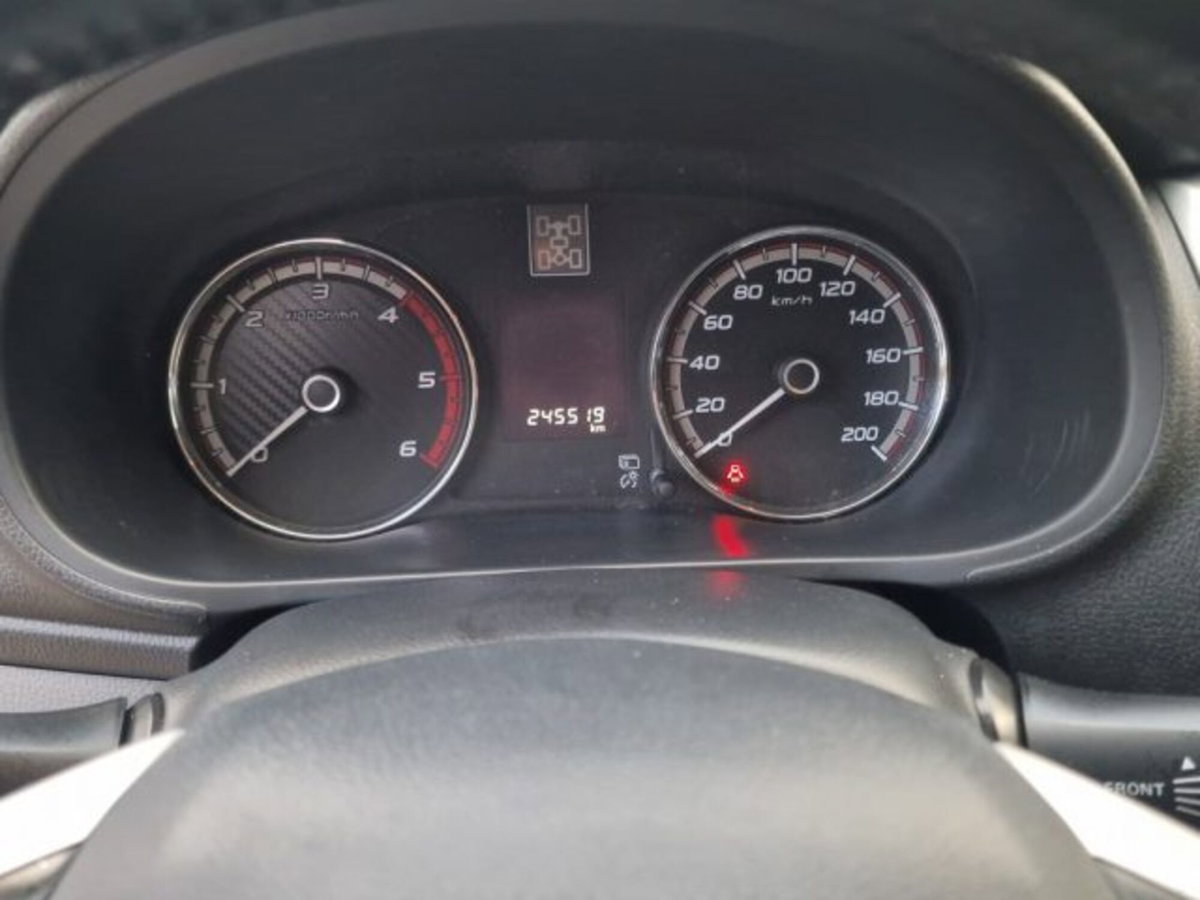Fiat Fullback 2.4 180CV Doppia Cabina LX S&S Cross (11)