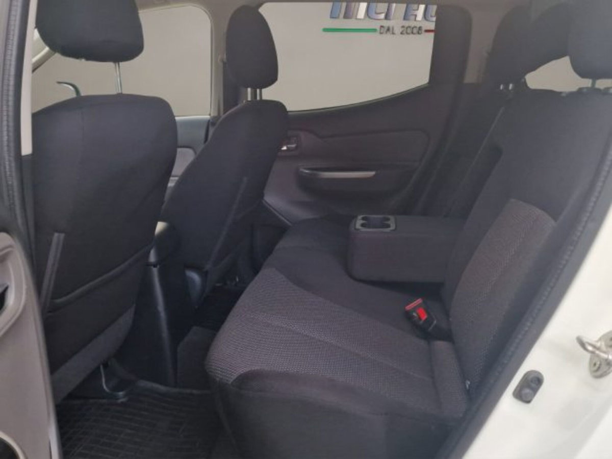 Fiat Fullback 2.4 180CV Doppia Cabina LX S&S Cross (13)