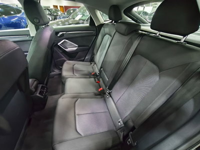 Audi Q3 Sportback 35 TDI quattro S tronic Business Plus (12)
