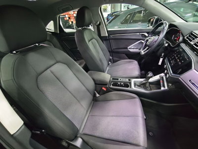 Audi Q3 Sportback 35 TDI quattro S tronic Business Plus (14)
