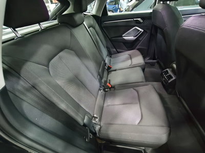 Audi Q3 Sportback 35 TDI quattro S tronic Business Plus (15)