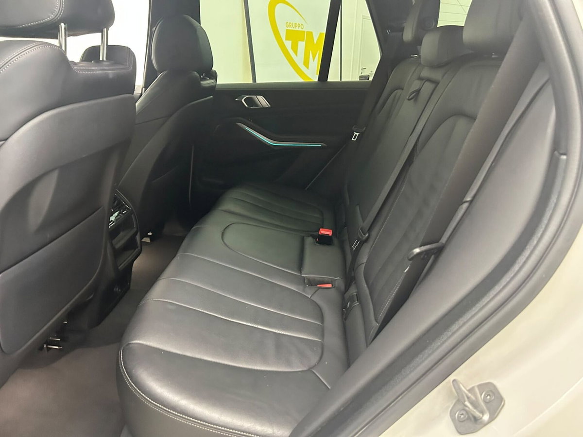 BMW X5 xDrive25d Msport (11)