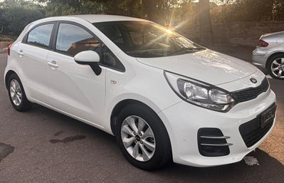 Kia Rio 1.1 CRDi 5p. Cool usata