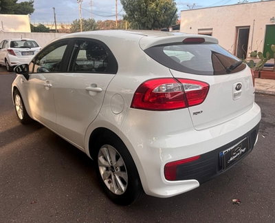 Kia Rio 1.1 CRDi 5p. Cool (5)