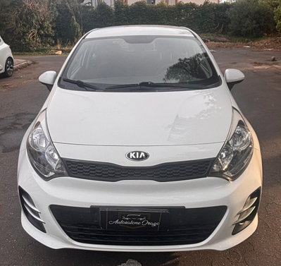 Kia Rio 1.1 CRDi 5p. Cool (8)