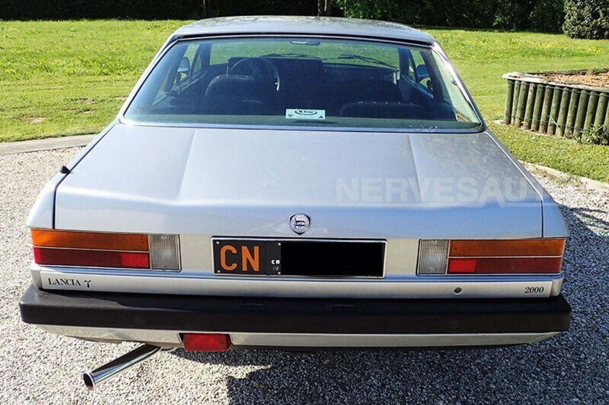 Lancia Gamma 2.0 (6)