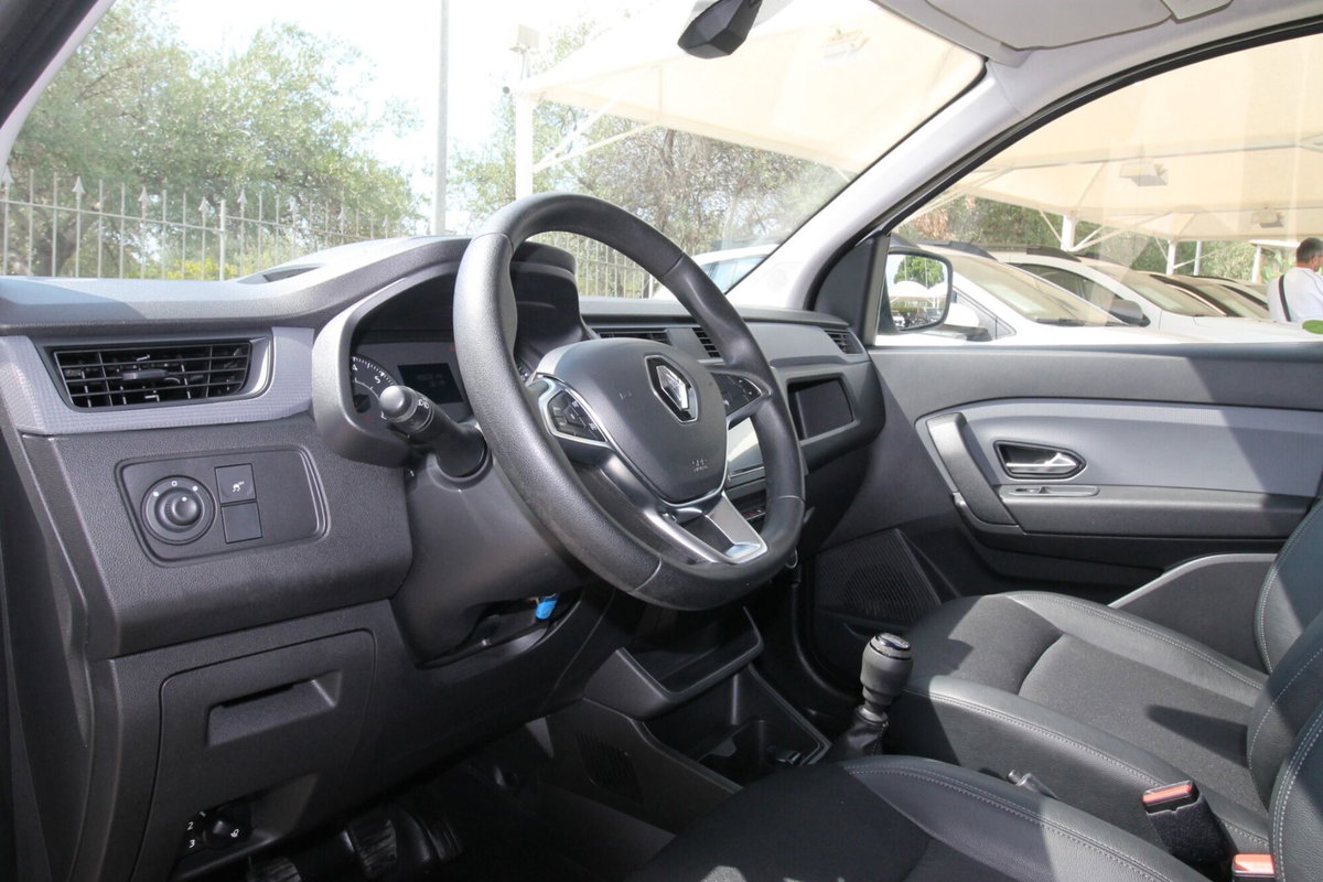 Renault Express 1.4 Blue dCi 75 Van (14)