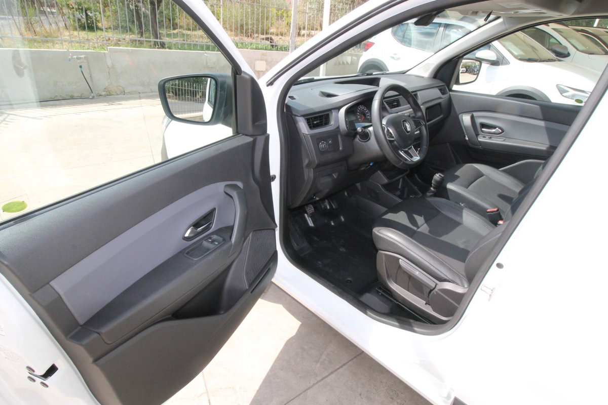Renault Express 1.4 Blue dCi 75 Van (16)