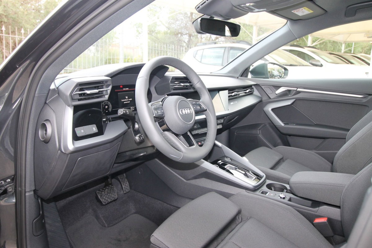 Audi A3 Sportback 35 TDI S tronic Business Advanced (11)