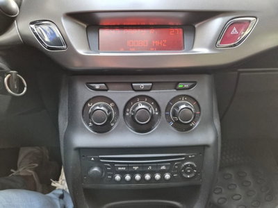 Citroen C3 1.0 VTi 68 Exclusive (17)