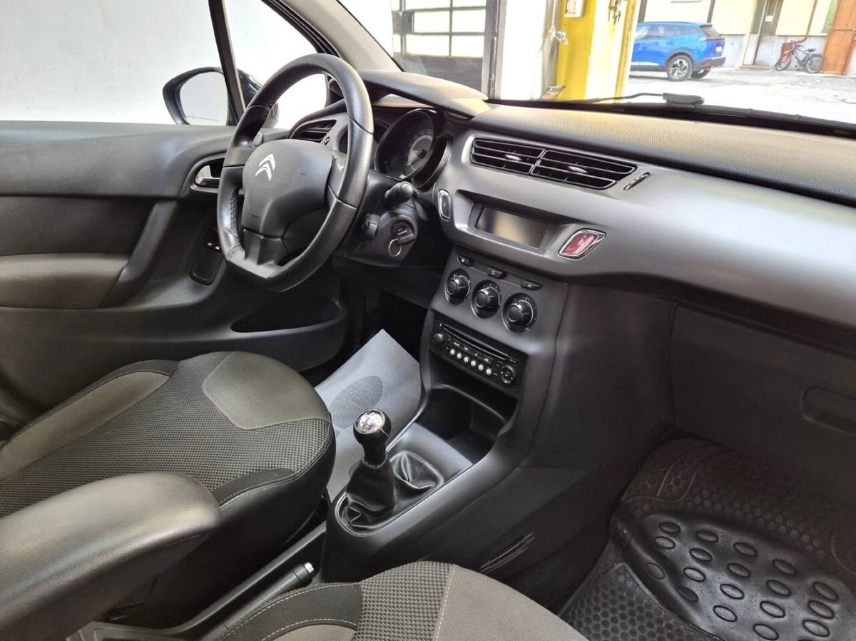 Citroen C3 1.0 VTi 68 Exclusive (8)
