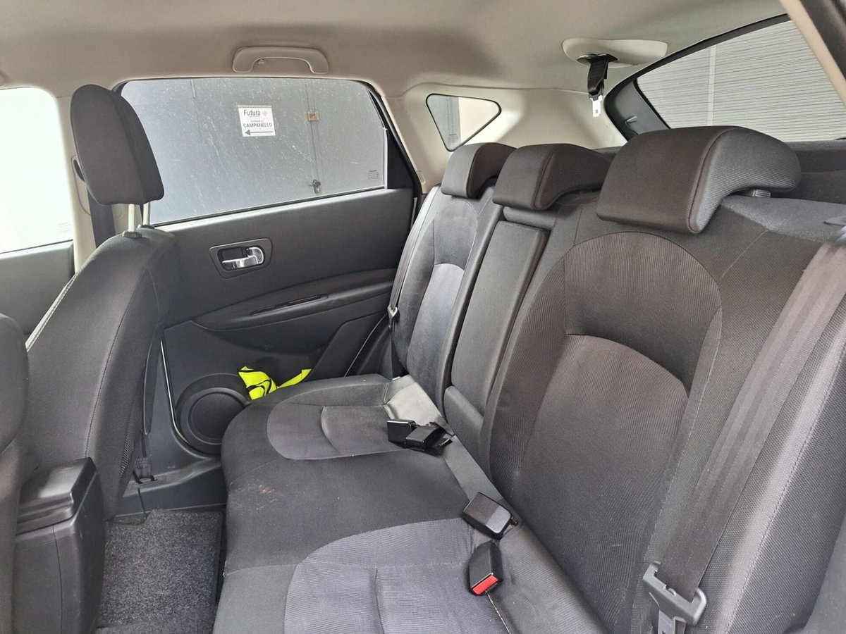 Nissan Qashqai 2.0 dCi DPF Acenta (7)