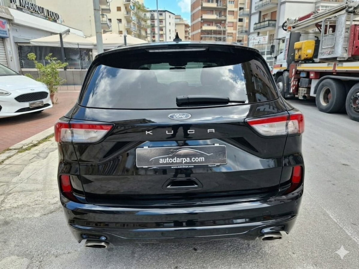 Ford Kuga 1.5 EcoBlue 120 CV 2WD ST-Line (2)