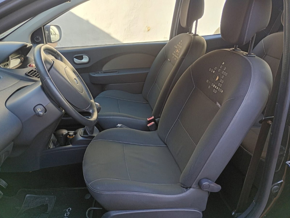 Renault Twingo 1.2 16V LEV Live (9)