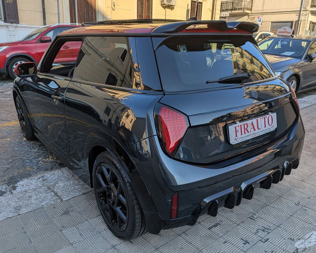 MINI Mini 2.0 Cooper S JCW (4)