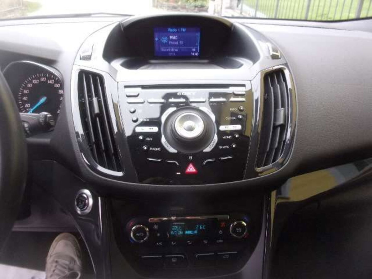Ford Kuga 2.0 TDCI 163 CV 4WD Powershift Titanium X (12)