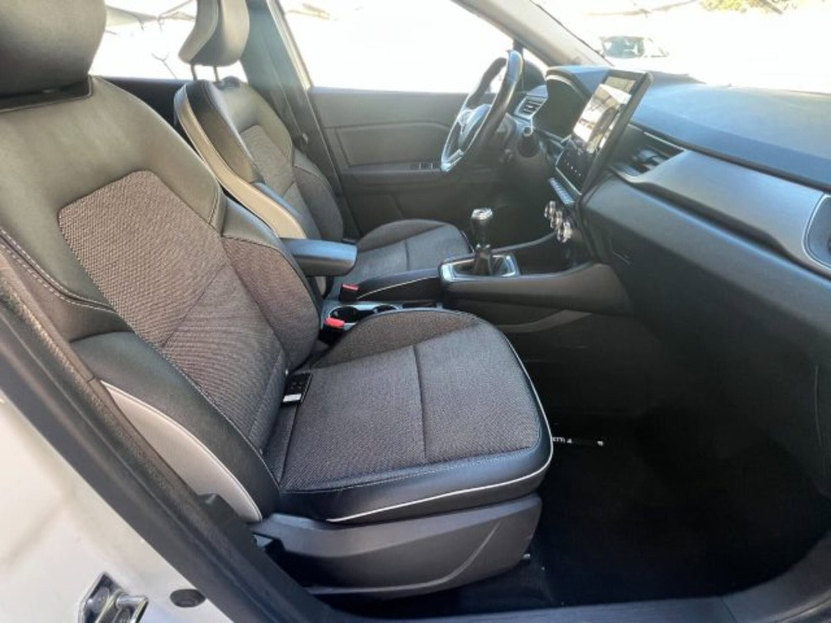 Renault Captur Blue dCi 95 CV Intens (14)