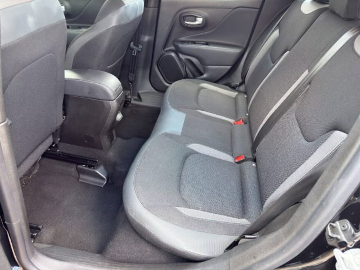 Jeep Renegade 1.6 Mjt 130 CV Limited (11)
