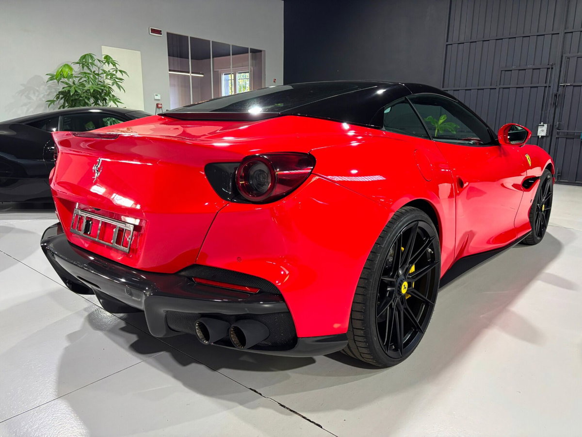Ferrari Portofino Spider Portofino (3)