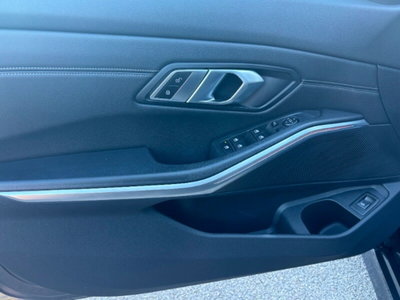 BMW Serie 3 Touring 320d 48V xDrive  Sport (17)