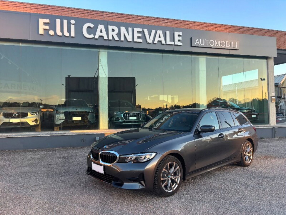 BMW Serie 3 Touring 320d 48V xDrive  Sport (2)