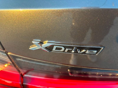BMW Serie 3 Touring 320d 48V xDrive  Sport (8)
