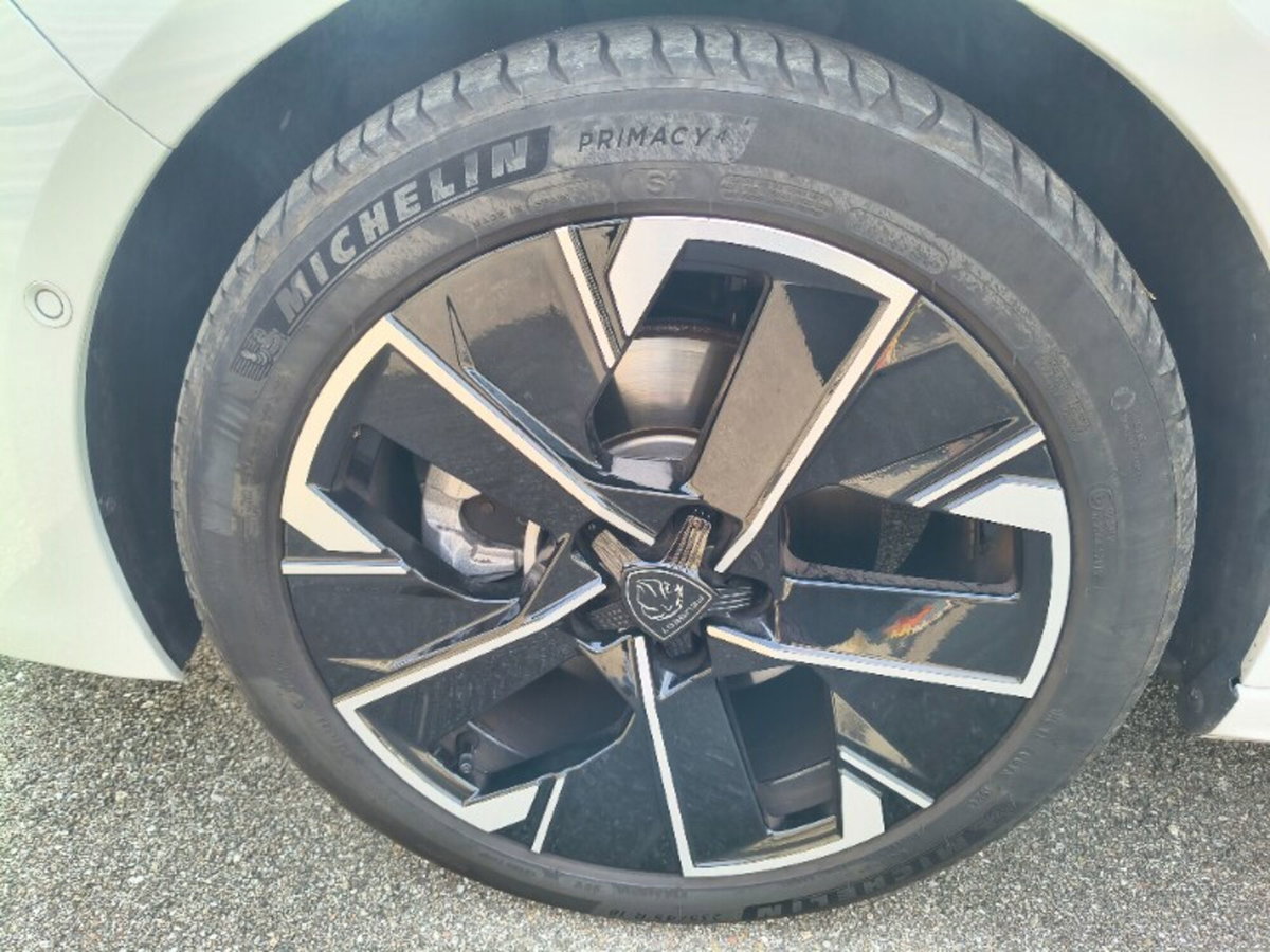 Peugeot 508 SW 1.5 bluehdi GT s&s 130cv eat8 (7)