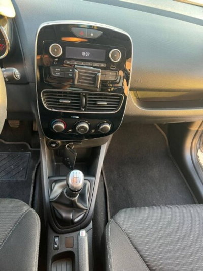 Renault Clio TCe 12V 90 CV Start&Stop 5 porte Energy Life (18)