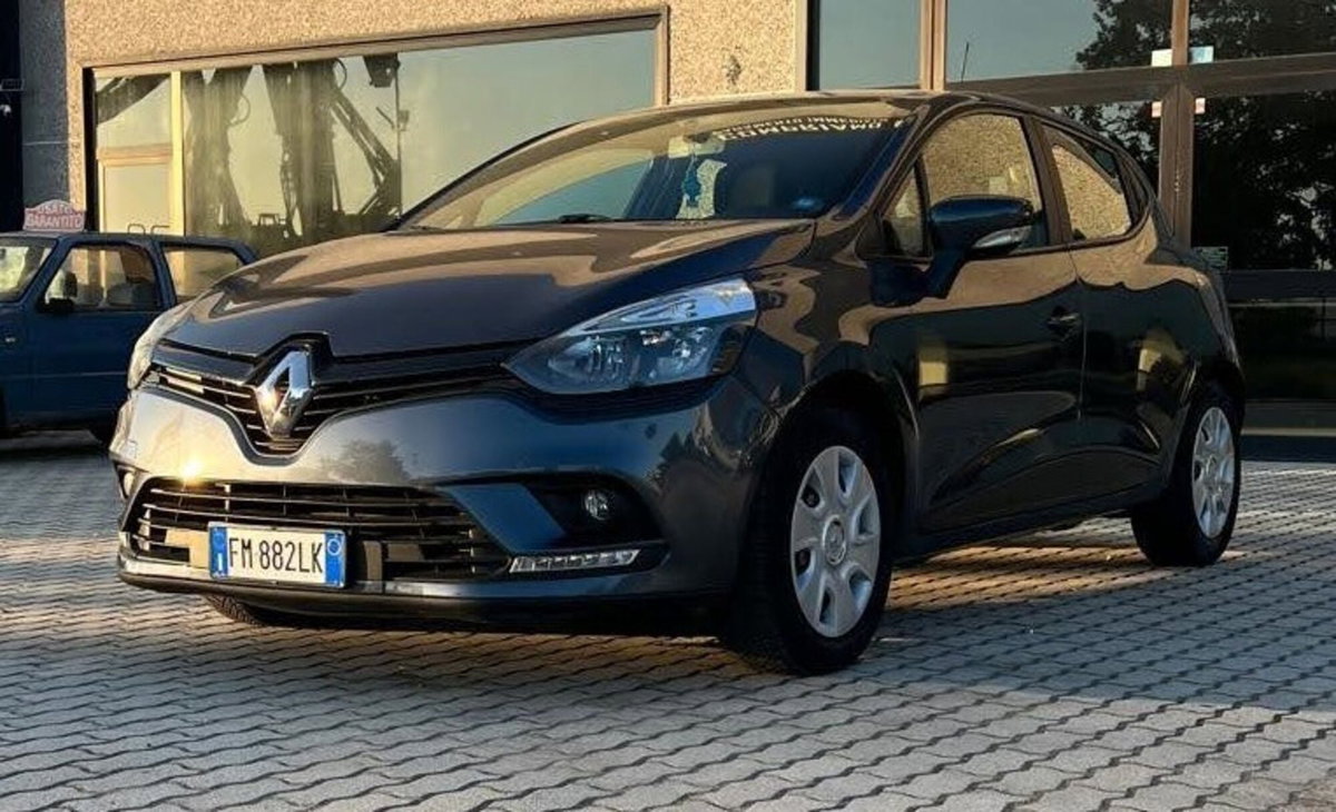 Renault Clio TCe 12V 90 CV Start&Stop 5 porte Energy Life (3)