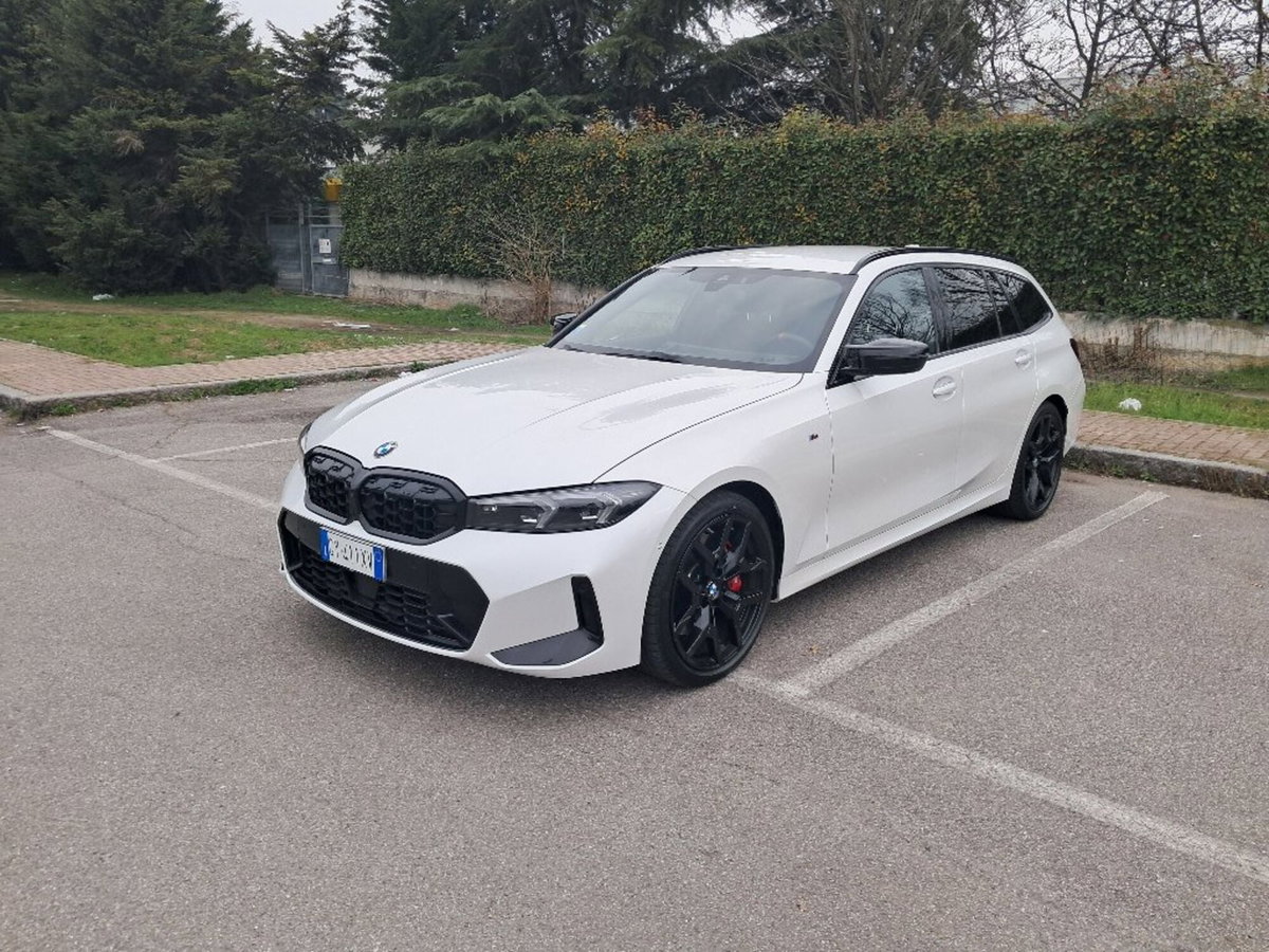 BMW Serie 3 Touring M 340i xDrive (2)