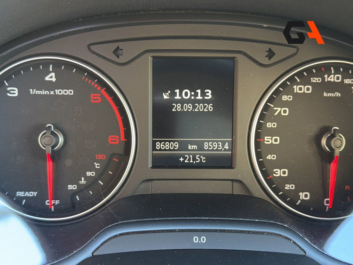 Audi Q2 Q2 30 TDI Identity Black (11)