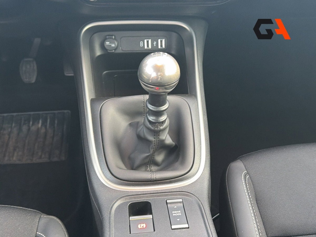 Jeep Avenger 1.2 turbo Altitude fwd 100cv (16)