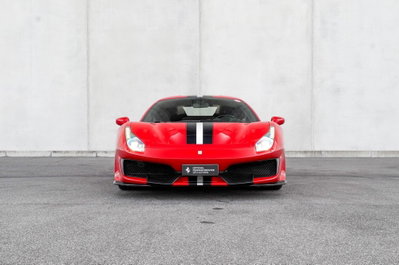 Ferrari 488 Coupé 488 Pista (2)