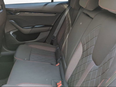 Skoda Octavia Station Wagon 2.0 TSI DSG Wagon RS (10)