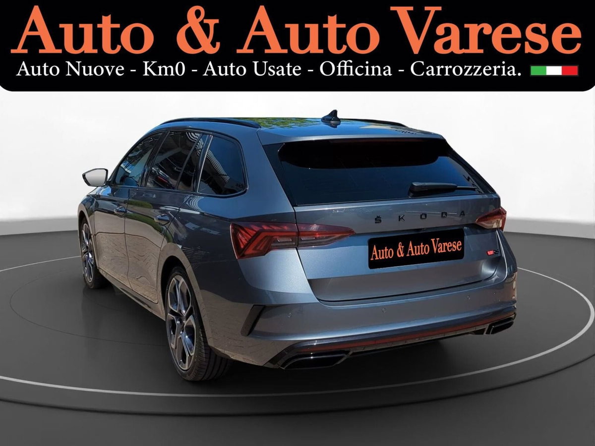 Skoda Octavia Station Wagon 2.0 TSI DSG Wagon RS (4)