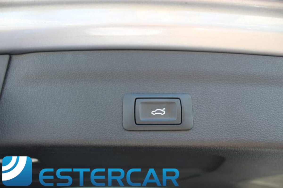 Audi A6 Avant 40 2.0 TDI quattro ultra S tronic Business (20)