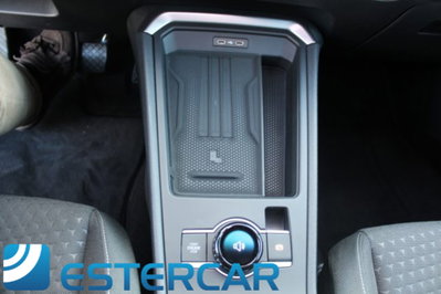 Volkswagen T-Roc 1.5 etsi Life 115cv dsg (17)