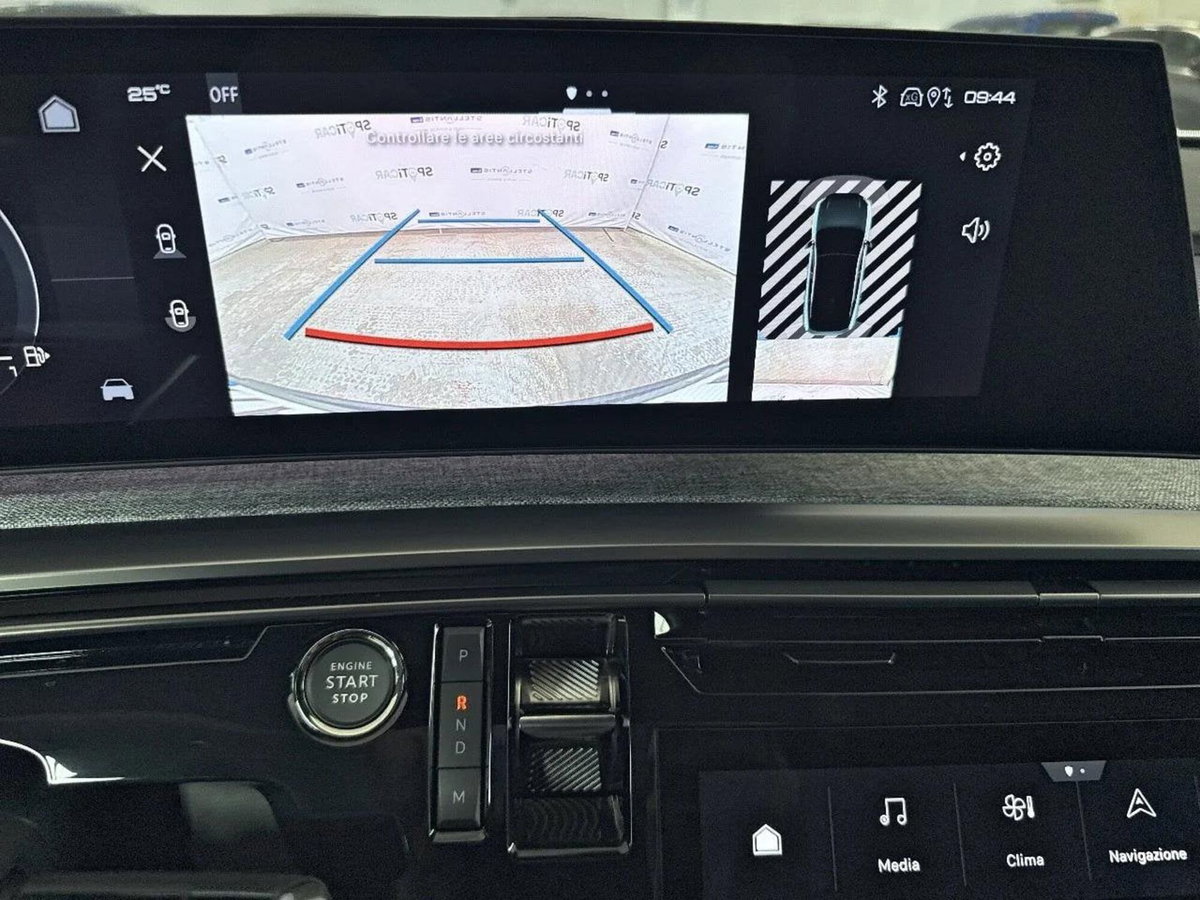 Peugeot 3008 1.2 hybrid GT Exclusive 145cv e-dcs6 (13)