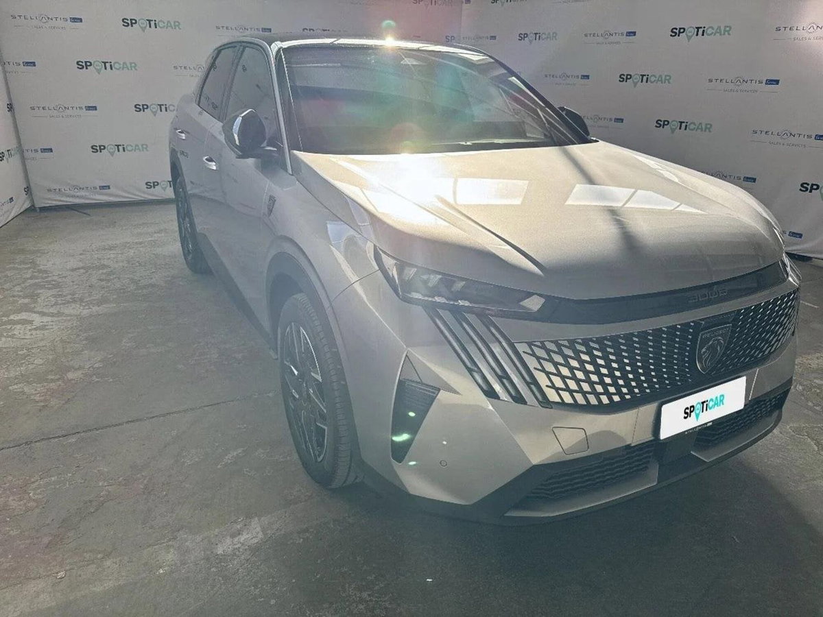 Peugeot 3008 1.2 hybrid GT Exclusive 145cv e-dcs6 (6)