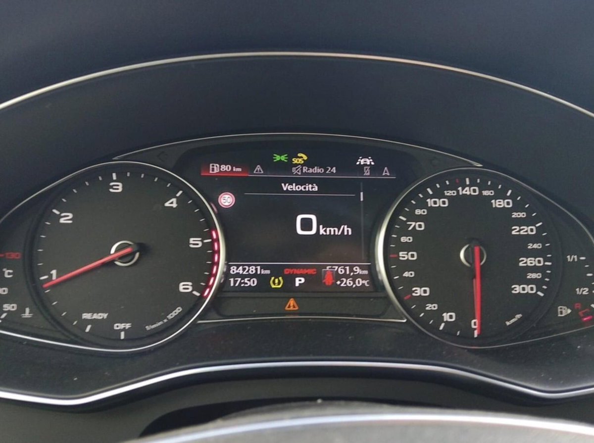 Audi A6 Avant 40 2.0 tdi mhev 12V Business quattro s-tronic (13)