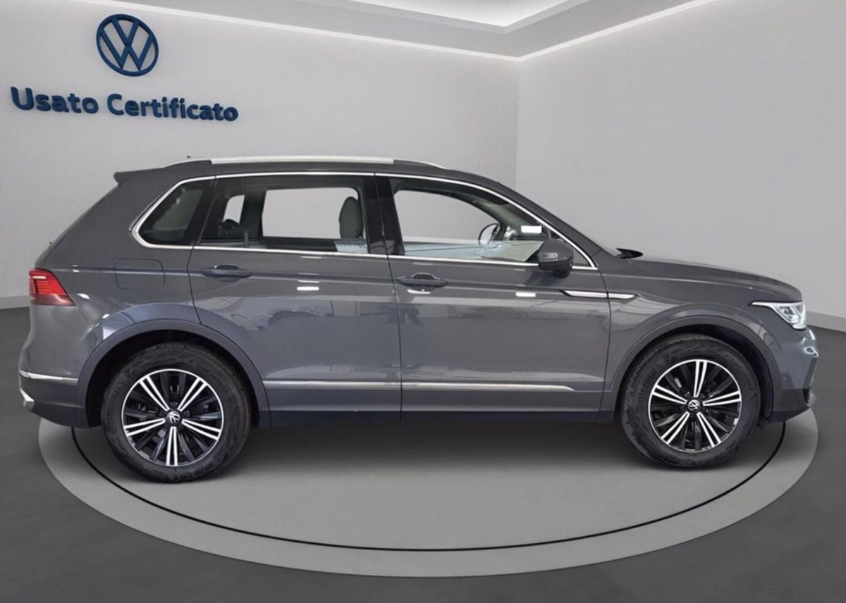 Volkswagen Tiguan 1.5 TSI 150 CV DSG ACT Elegance (3)