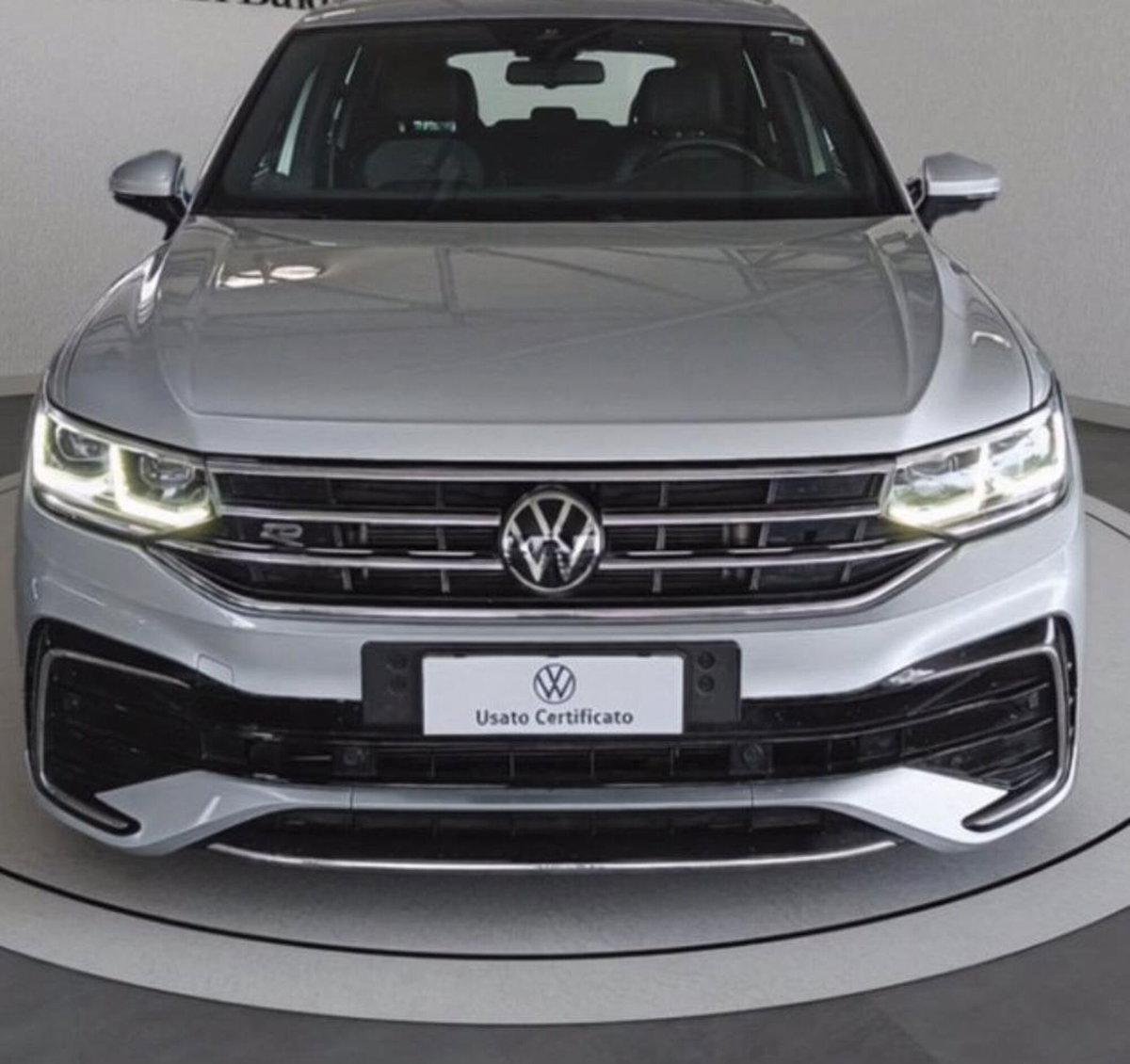 Volkswagen Tiguan 1.5 TSI 150 CV DSG ACT R-Line (2)