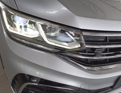 Volkswagen Tiguan 1.5 TSI 150 CV DSG ACT R-Line (6)