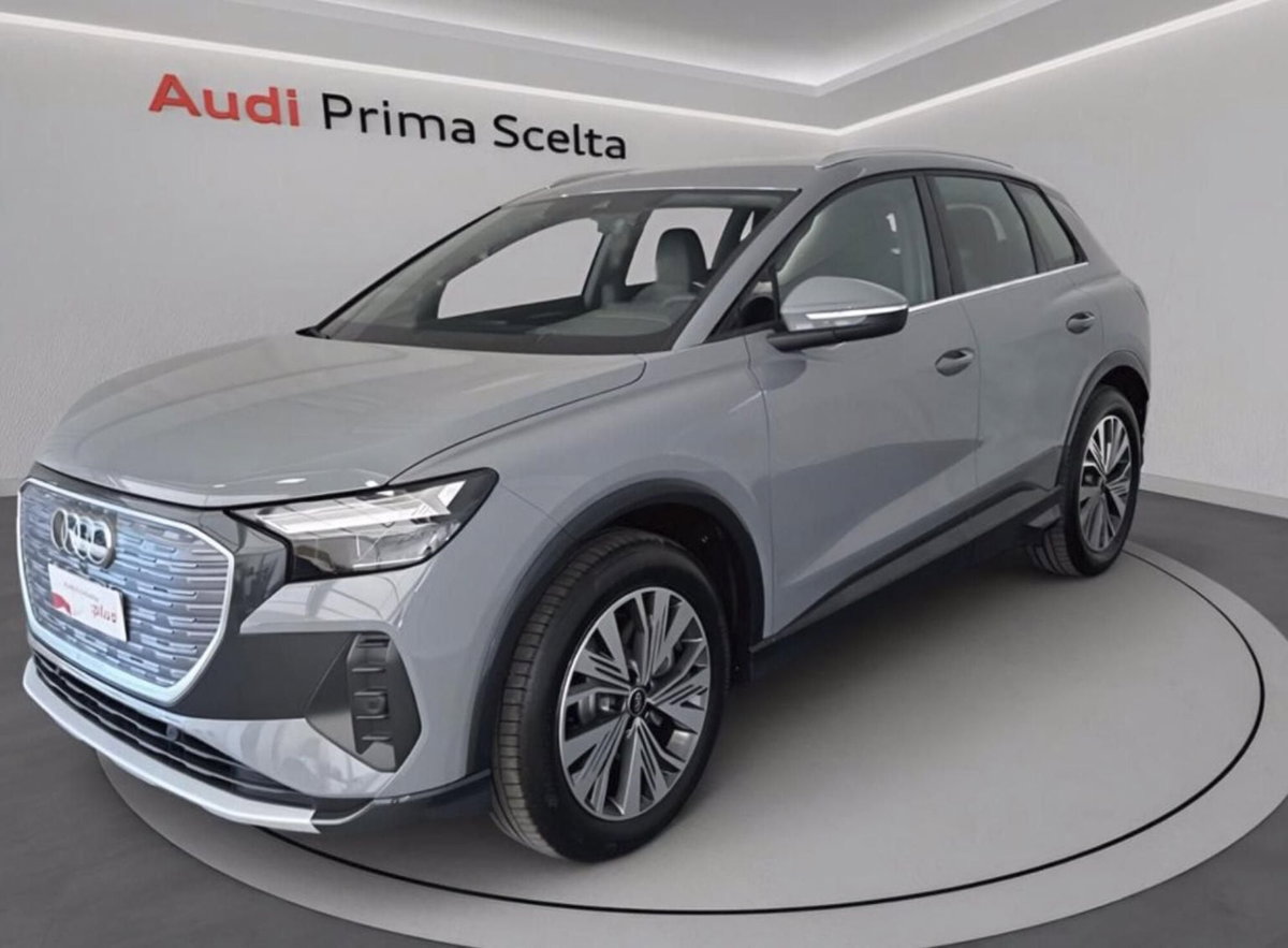 Audi Q4 Q4 45 e-tron quattro Business Advanced (2)