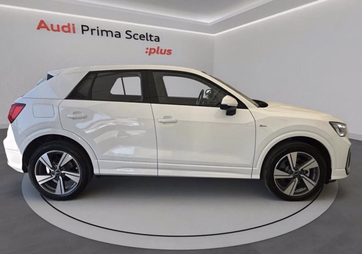 Audi Q2 35 2.0 tdi S line edition quattro s-tronic (3)