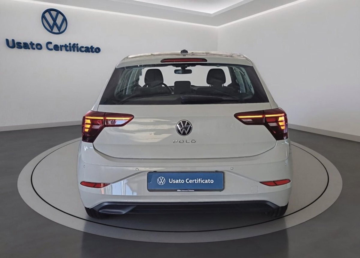 Volkswagen Polo 1.0 Life 80cv (5)